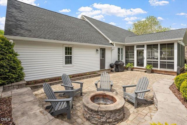 1708 Colston Crossing, Zebulon, NC 27597