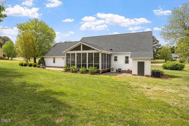 1708 Colston Crossing, Zebulon, NC 27597