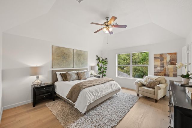 5212 Crystal Water DR, Austin, TX 78735