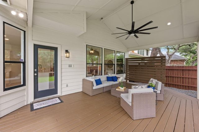 5212 Crystal Water DR, Austin, TX 78735
