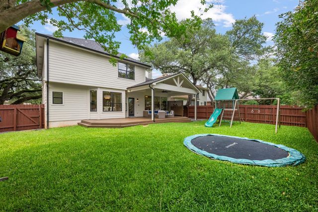5212 Crystal Water DR, Austin, TX 78735