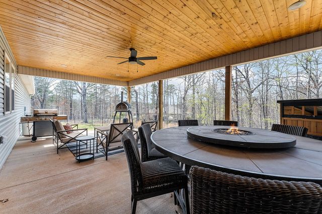 1 Burwell Drive, Bella Vista, AR 72714