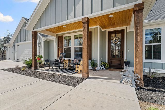 1 Burwell Drive, Bella Vista, AR 72714