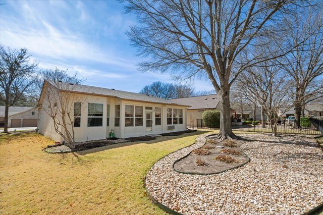 106 Running Water ST, Georgetown, TX 78633