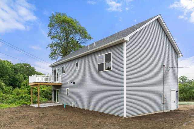 24 Bronson St, Fall River, MA 02721