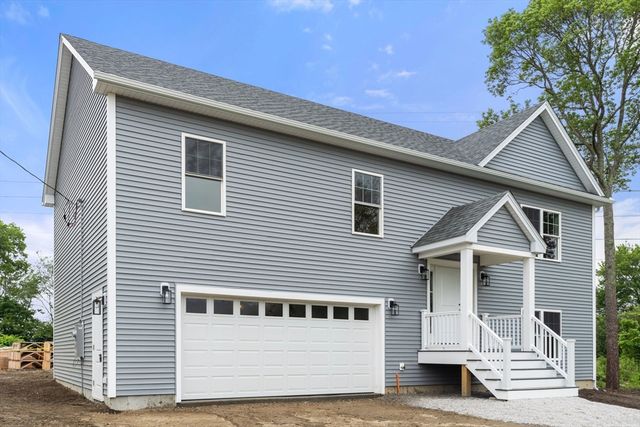 24 Bronson St, Fall River, MA 02721