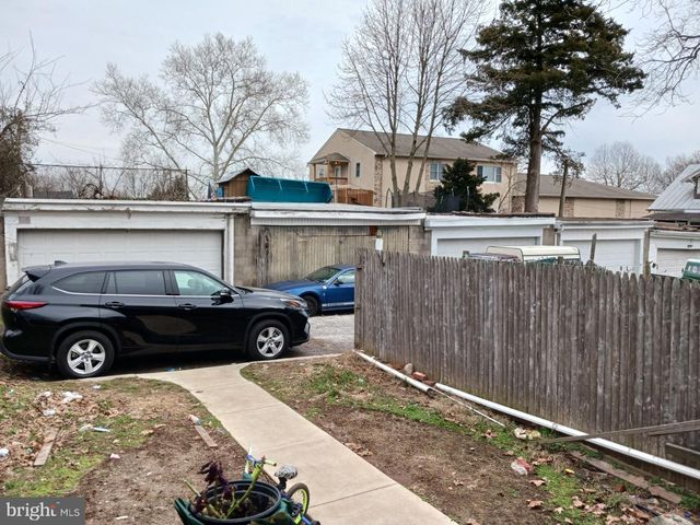 819 W ELM ST, Norristown, PA 19401