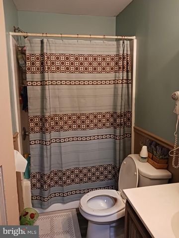 819 W ELM ST, Norristown, PA 19401
