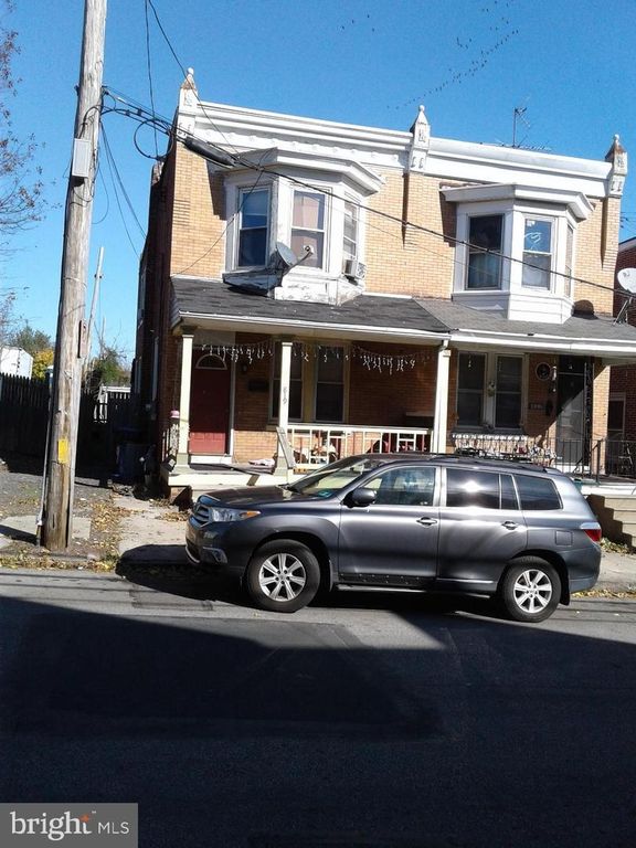 819 W ELM ST, Norristown, PA 19401
