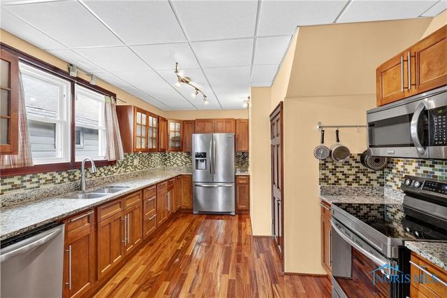 1073 Atlantic Avenue, Toledo, OH 43609