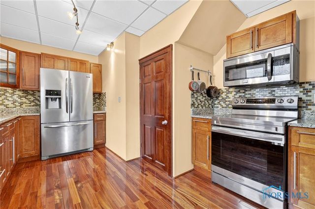 1073 Atlantic Avenue, Toledo, OH 43609