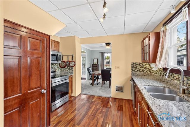 1073 Atlantic Avenue, Toledo, OH 43609