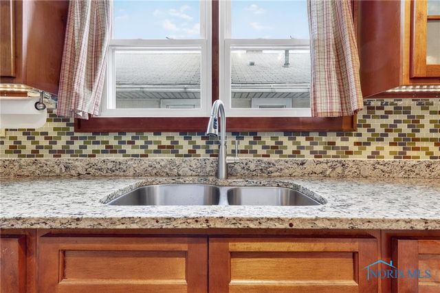 1073 Atlantic Avenue, Toledo, OH 43609