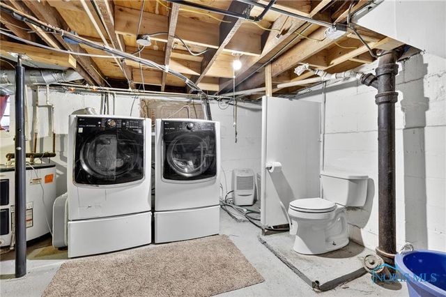 1073 Atlantic Avenue, Toledo, OH 43609