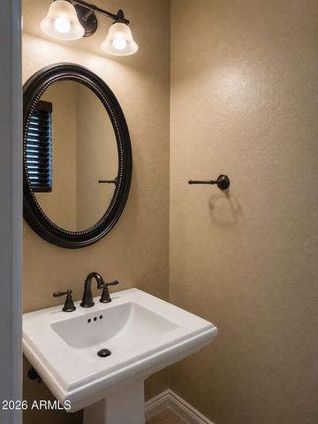 969 S Huish Drive, Gilbert, AZ 85296