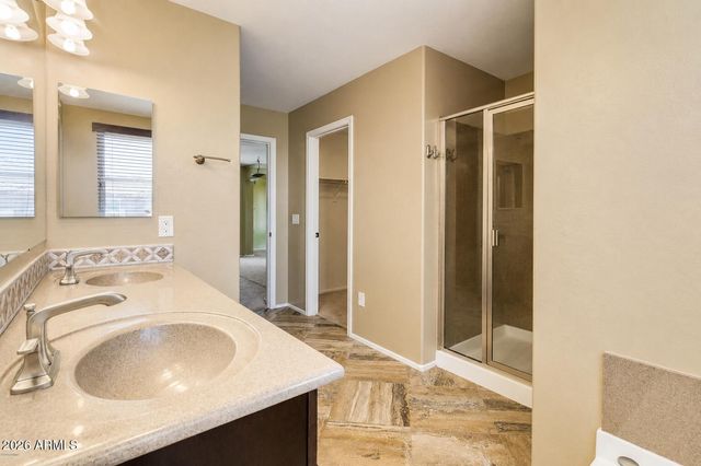 969 S Huish Drive, Gilbert, AZ 85296
