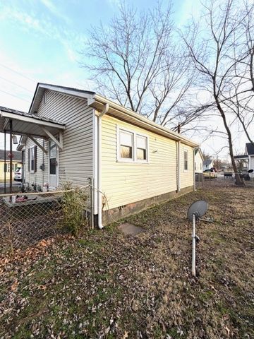 603 Glass Ln, Hopkinsville, KY 42240