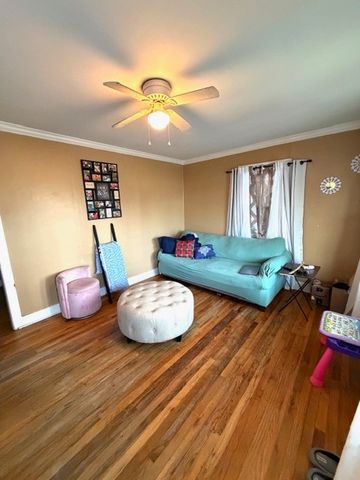 603 Glass Ln, Hopkinsville, KY 42240