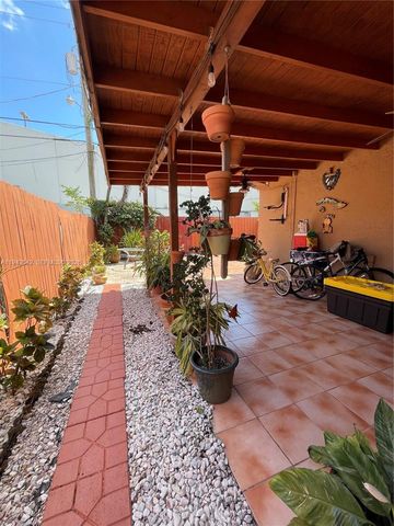 3270 SW 7th St, Miami, FL 33135