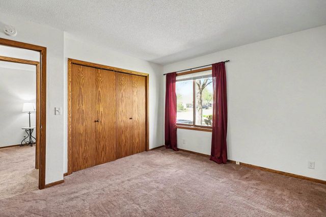 1608 106th Avenue NW, Coon Rapids, MN 55433