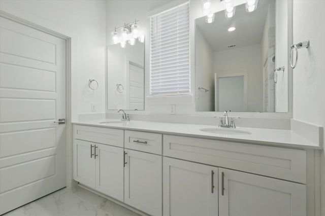 1741 W Cantey Street, Fort Worth, TX 76110