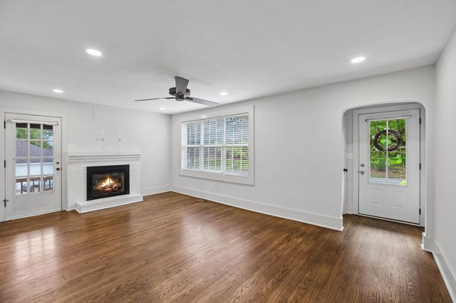 810 W Lincoln St, Tullahoma, TN 37388