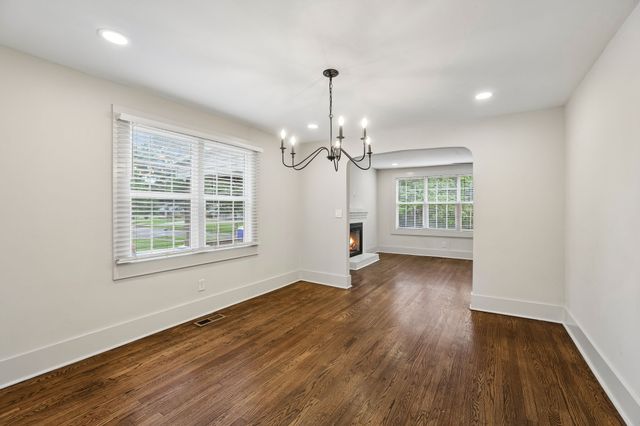 810 W Lincoln St, Tullahoma, TN 37388