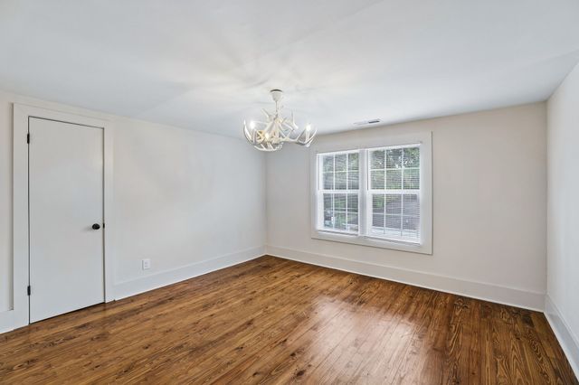 810 W Lincoln St, Tullahoma, TN 37388