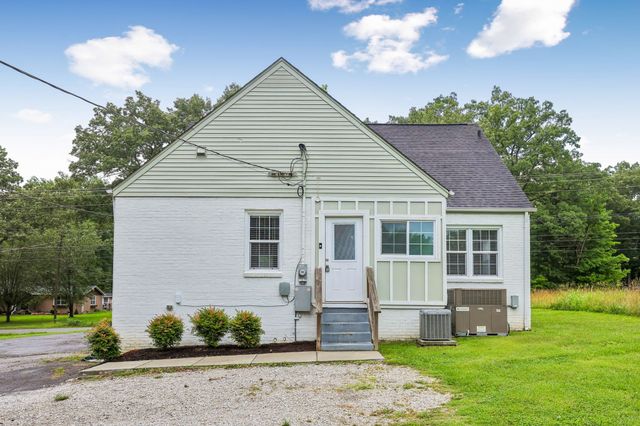 810 W Lincoln St, Tullahoma, TN 37388