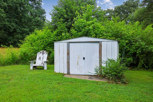 810 W Lincoln St, Tullahoma, TN 37388