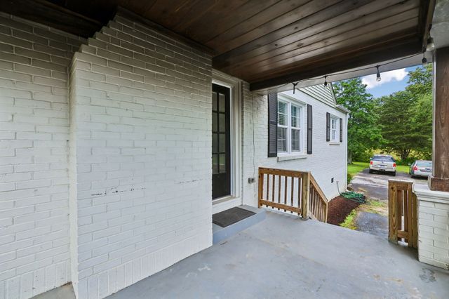 810 W Lincoln St, Tullahoma, TN 37388