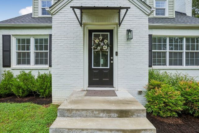 810 W Lincoln St, Tullahoma, TN 37388