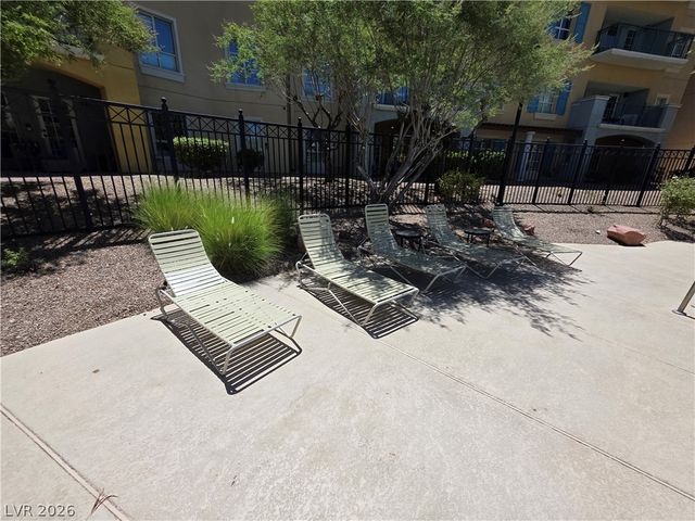 30 Strada Di Villaggio 631, Henderson, NV 89011