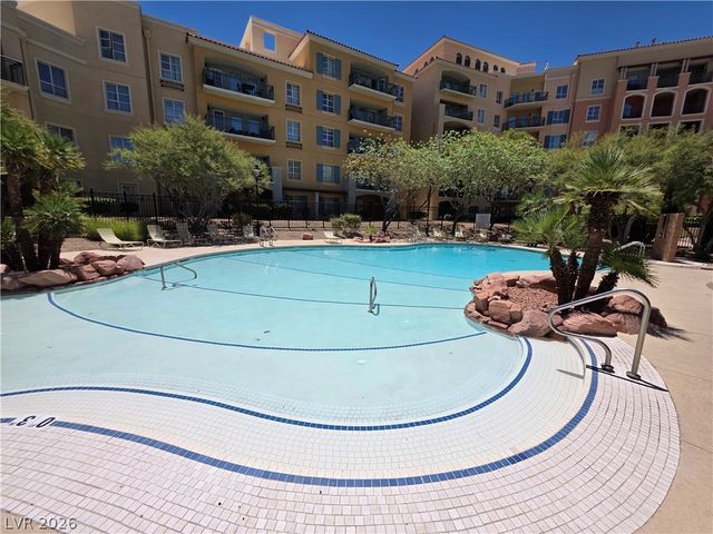 30 Strada Di Villaggio 631, Henderson, NV 89011