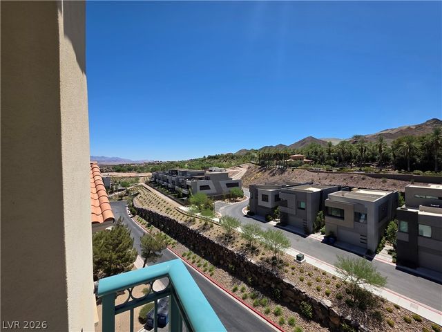 30 Strada Di Villaggio 631, Henderson, NV 89011
