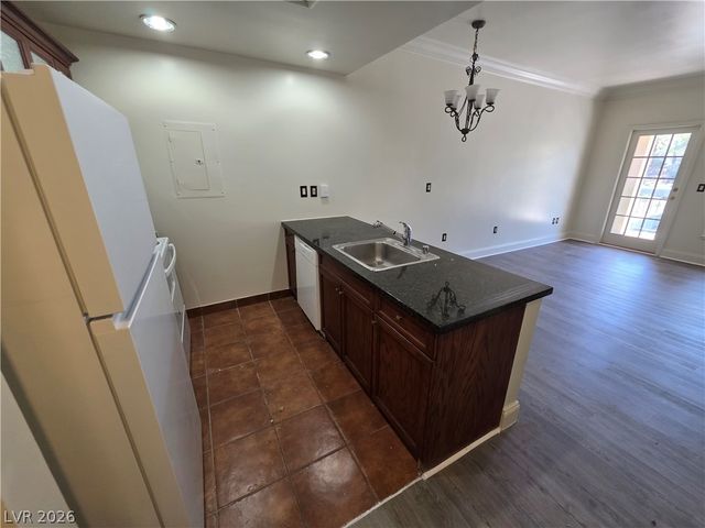 30 Strada Di Villaggio 631, Henderson, NV 89011