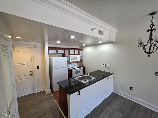 30 Strada Di Villaggio 631, Henderson, NV 89011