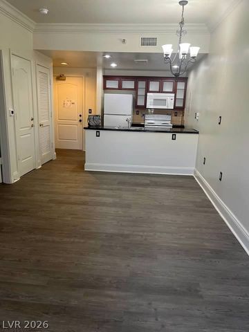 30 Strada Di Villaggio 631, Henderson, NV 89011