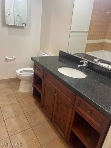 30 Strada Di Villaggio 631, Henderson, NV 89011