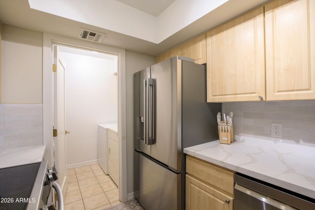 5104 N 32ND Street 444, Phoenix, AZ 85018