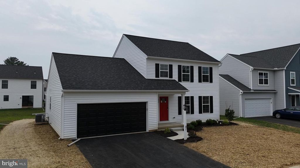 310 RESERVE LN, Mechanicsburg, PA 17050