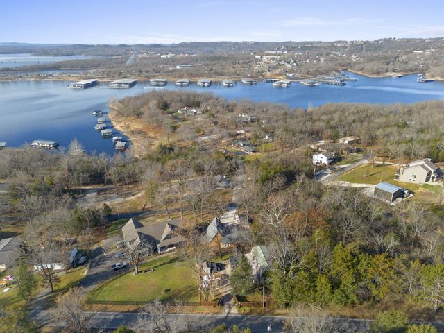 987 Gobblers Mountain Road, Reeds Spring, MO 65737