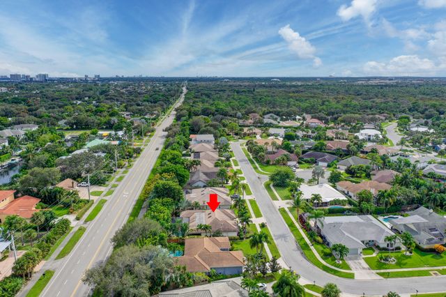 2558 Monaco Terrace, Palm Beach Gardens, FL 33410