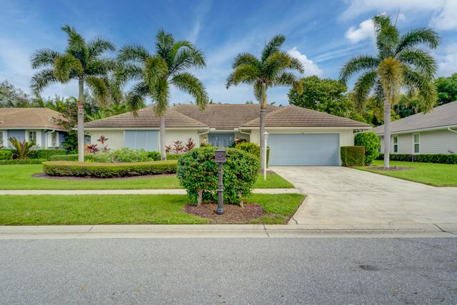 2558 Monaco Terrace, Palm Beach Gardens, FL 33410