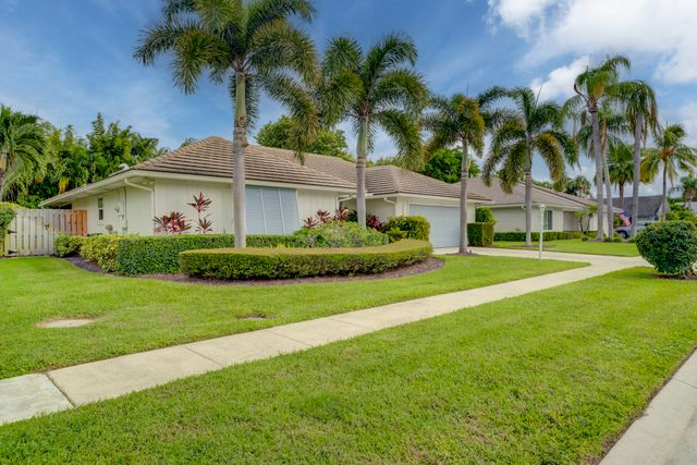 2558 Monaco Terrace, Palm Beach Gardens, FL 33410