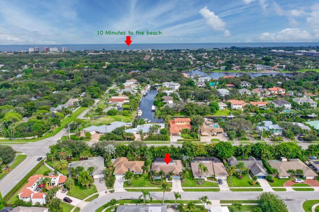 2558 Monaco Terrace, Palm Beach Gardens, FL 33410
