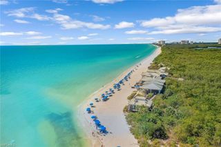 5817 Glencove DR 402, Naples, FL 34108