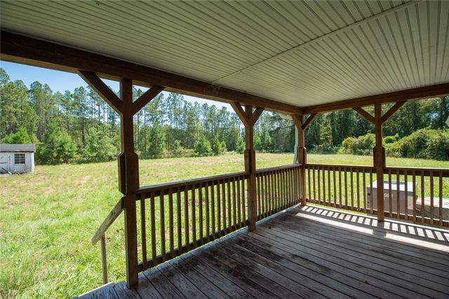 190 Forest Lake Drive, Folkston, GA 31537