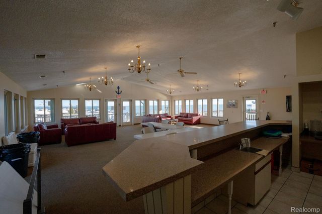 32081 N River Road, Harrison Charter Township, MI 48045