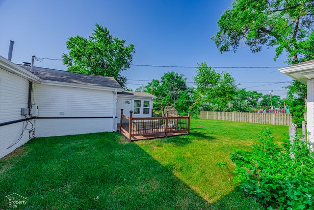 620 Ashland Street, Hoffman Estates, IL 60169